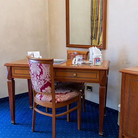 Hotel Western Cappello D'oro