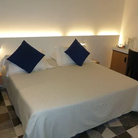 Cappello D'oro, Bw Signature Collection 4*