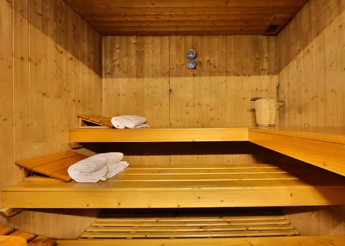 Cappello D'oro, Bw Signature Collection Hotell